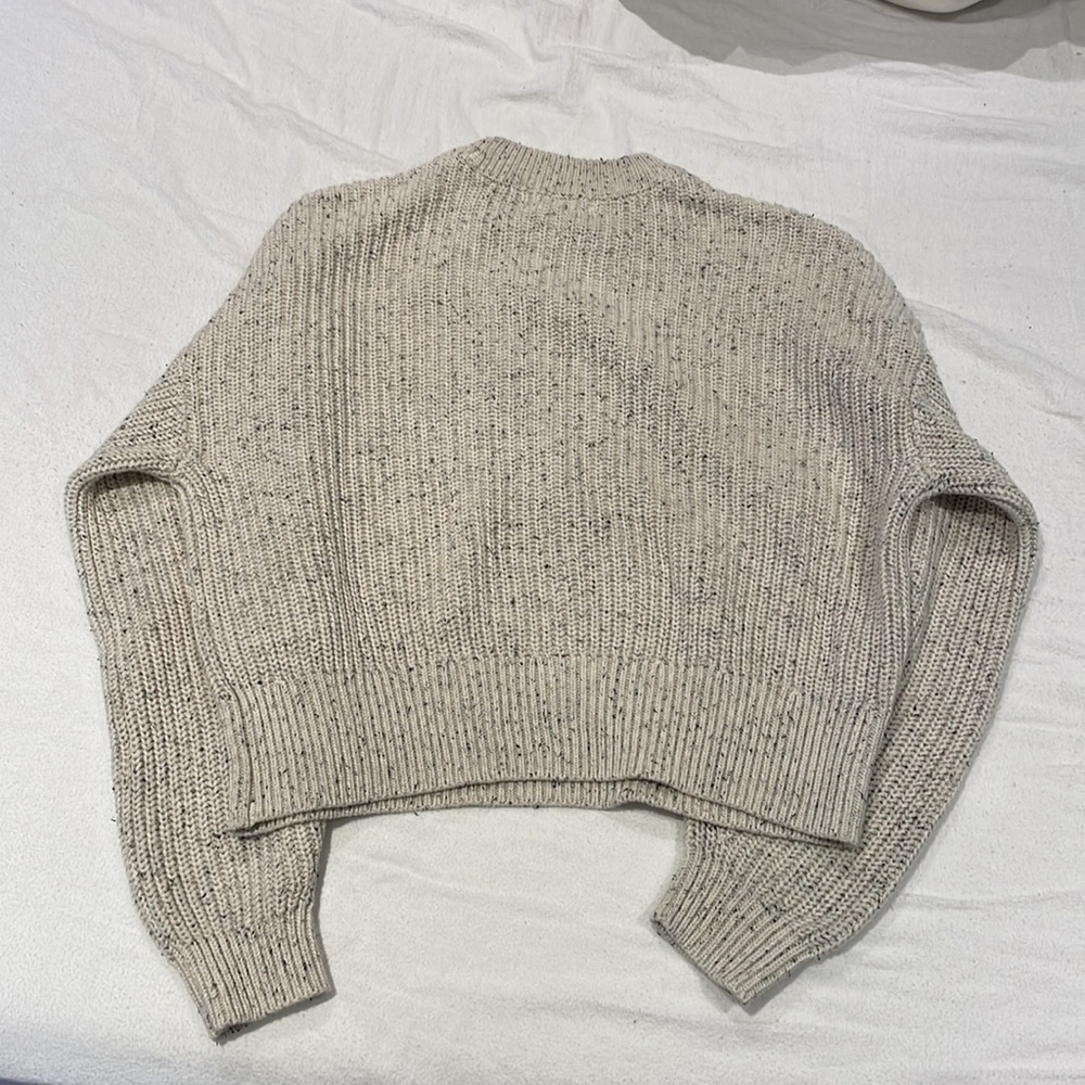 H&M sweater - Picture 3 of 3